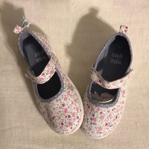 Brand new girls shoes!!